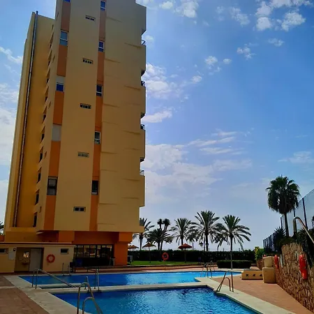 Seafront דירה *